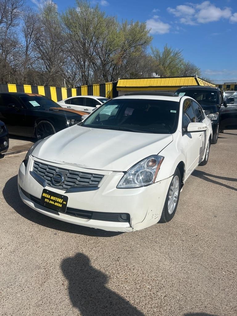 Nissan Altima  2012