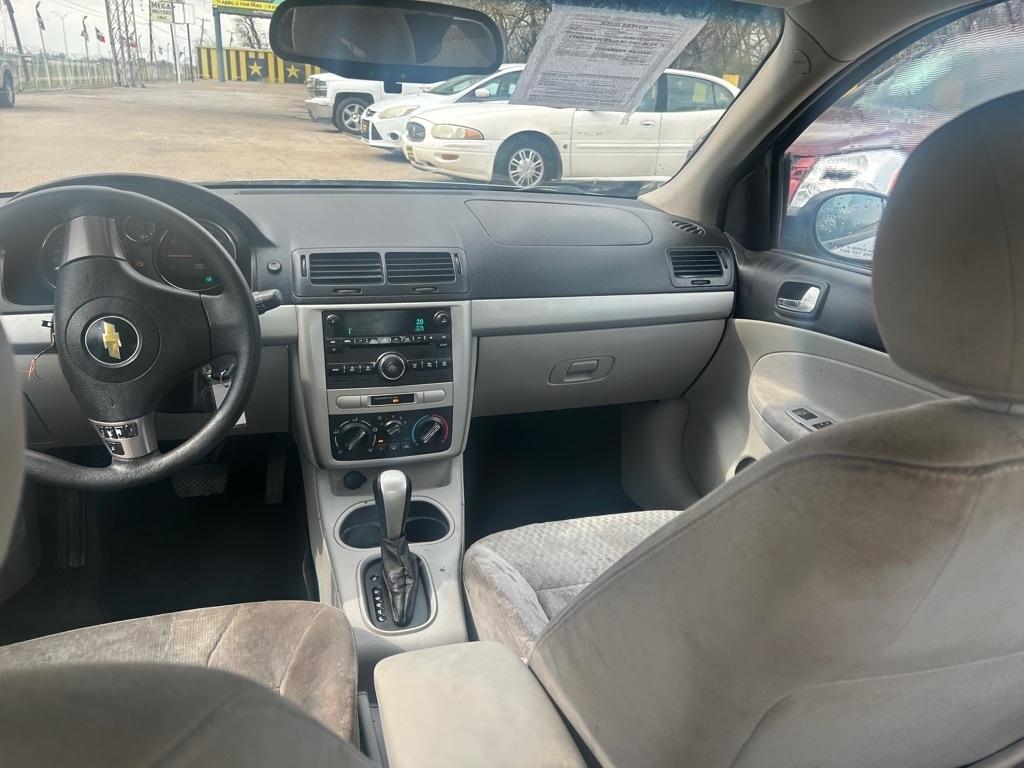 Chevrolet Cobalt  2010