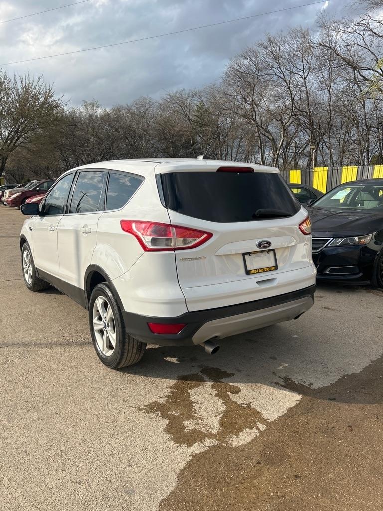 Ford Escape  2015