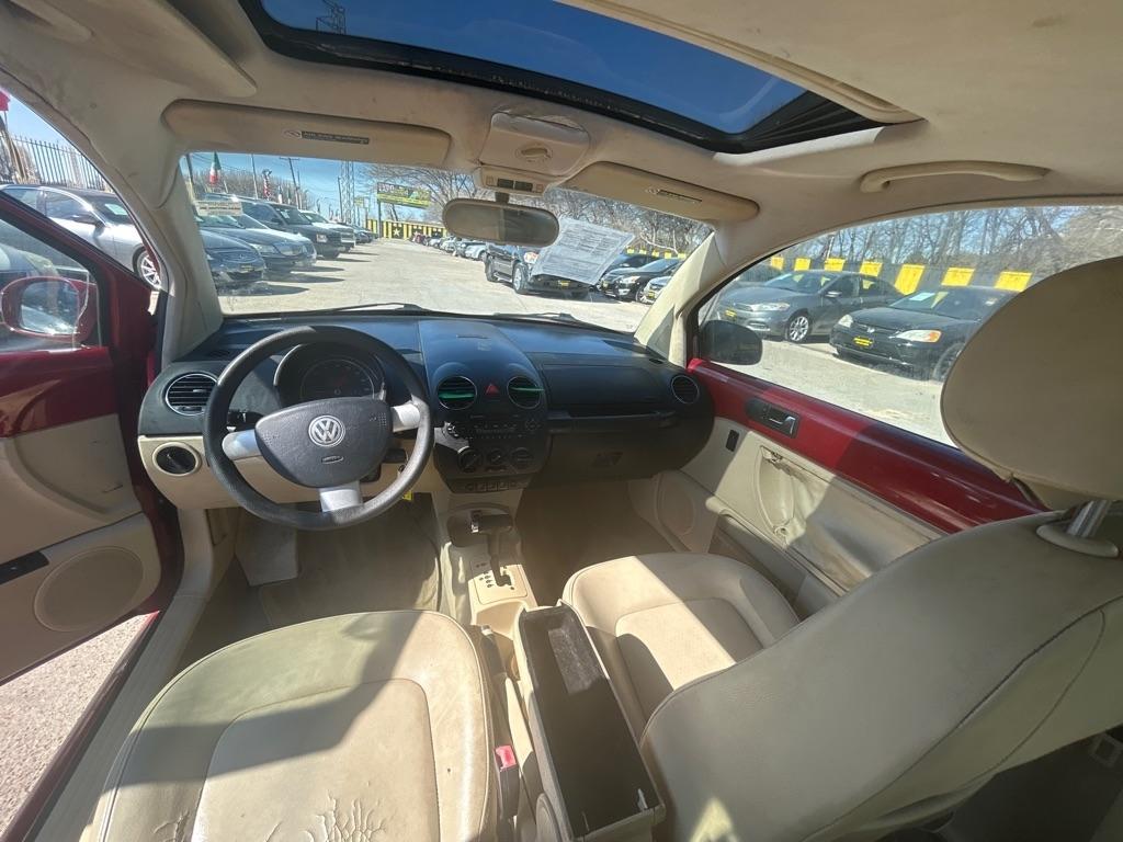 Volkswagen New Beetle  2006