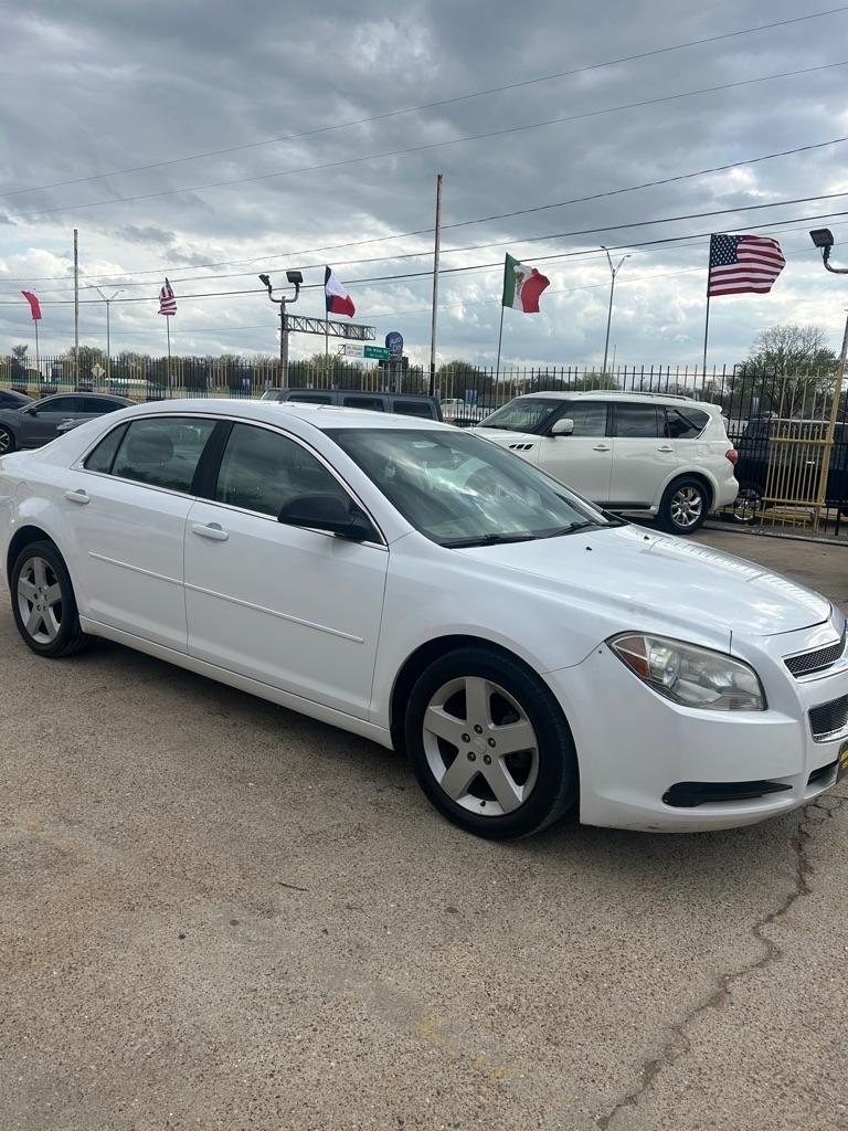 Chevrolet Malibu  2012
