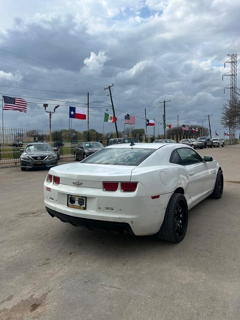 Chevrolet Camaro  2010