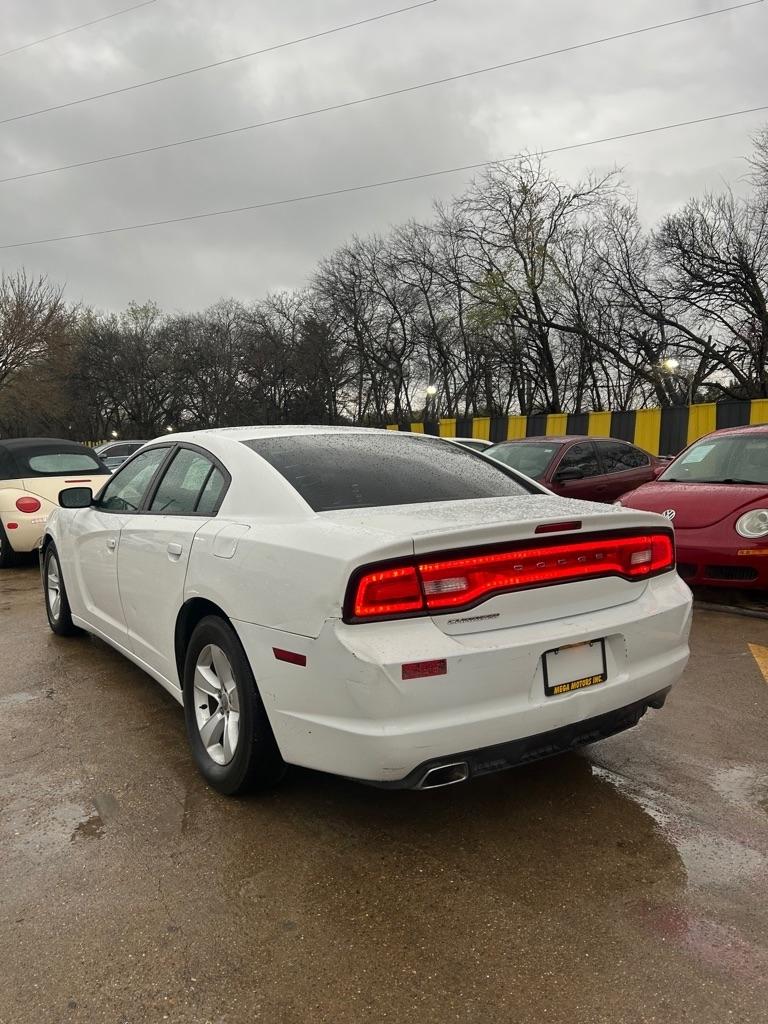 Dodge Charger  2011