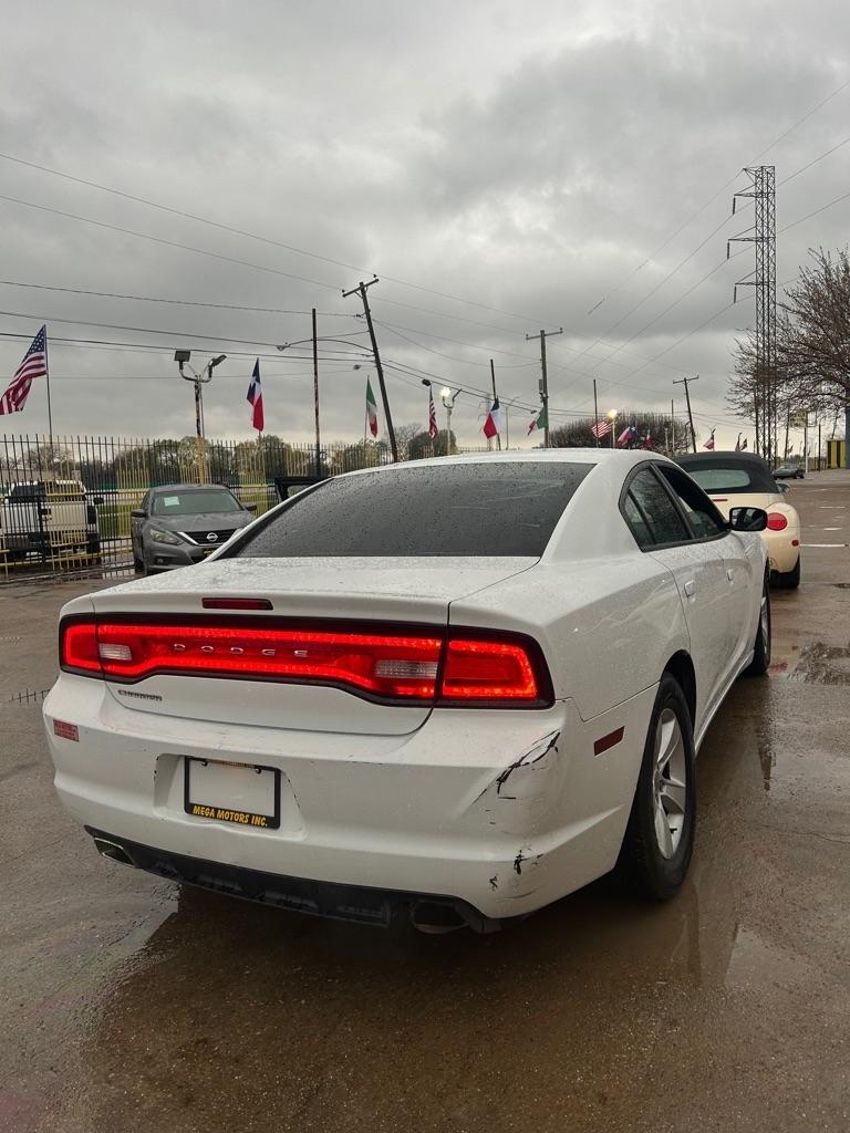 Dodge Charger  2011
