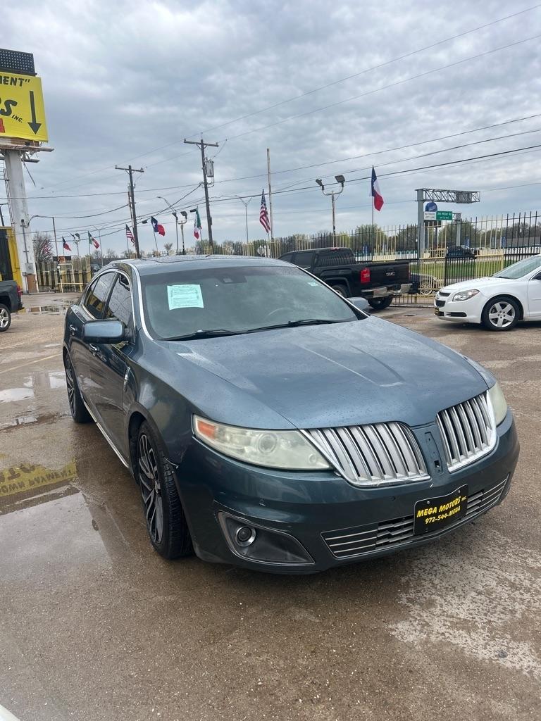 Lincoln MKS  2010