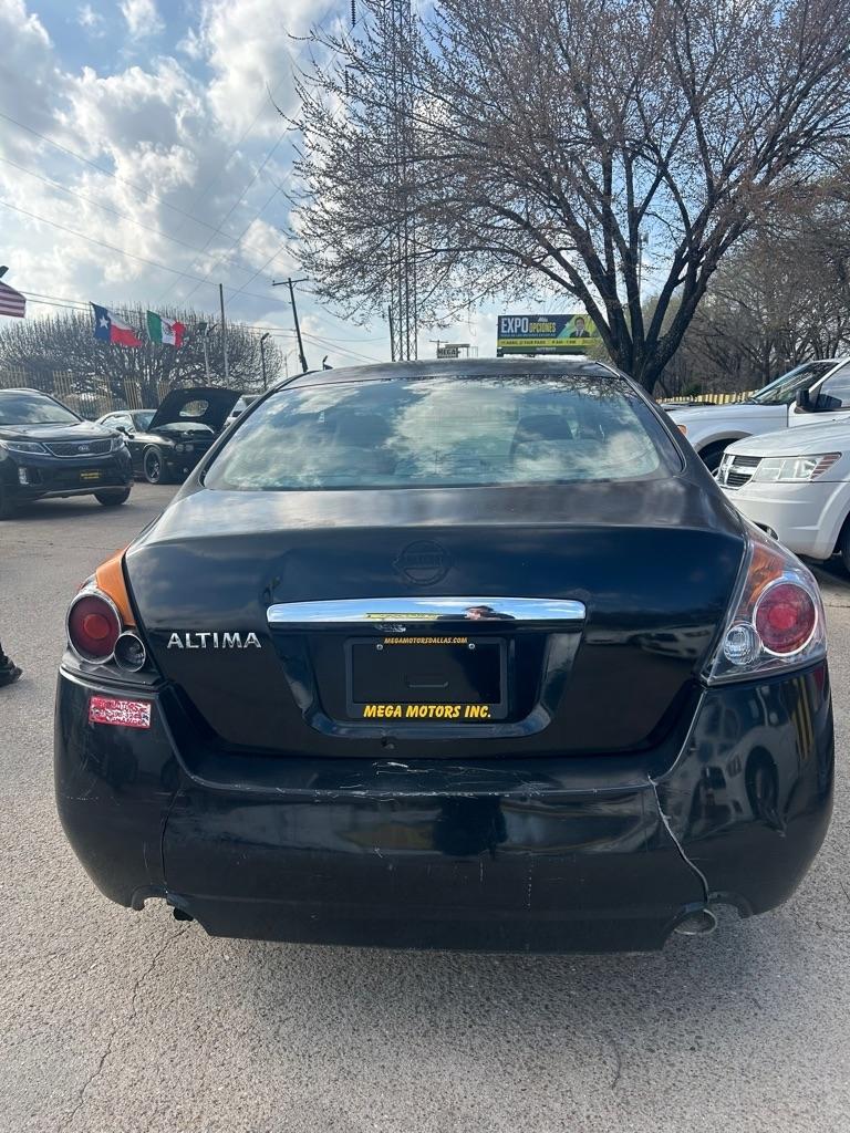 Nissan Altima  2008