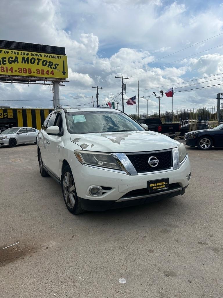 Nissan Pathfinder S 2014