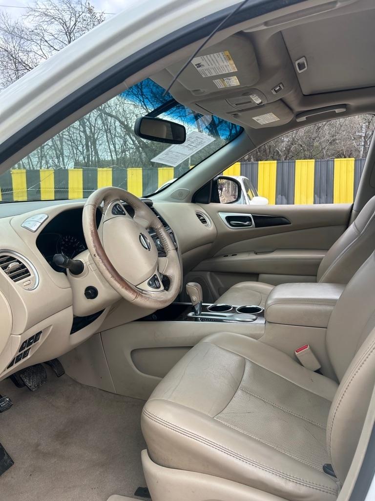 Nissan Pathfinder S 2014