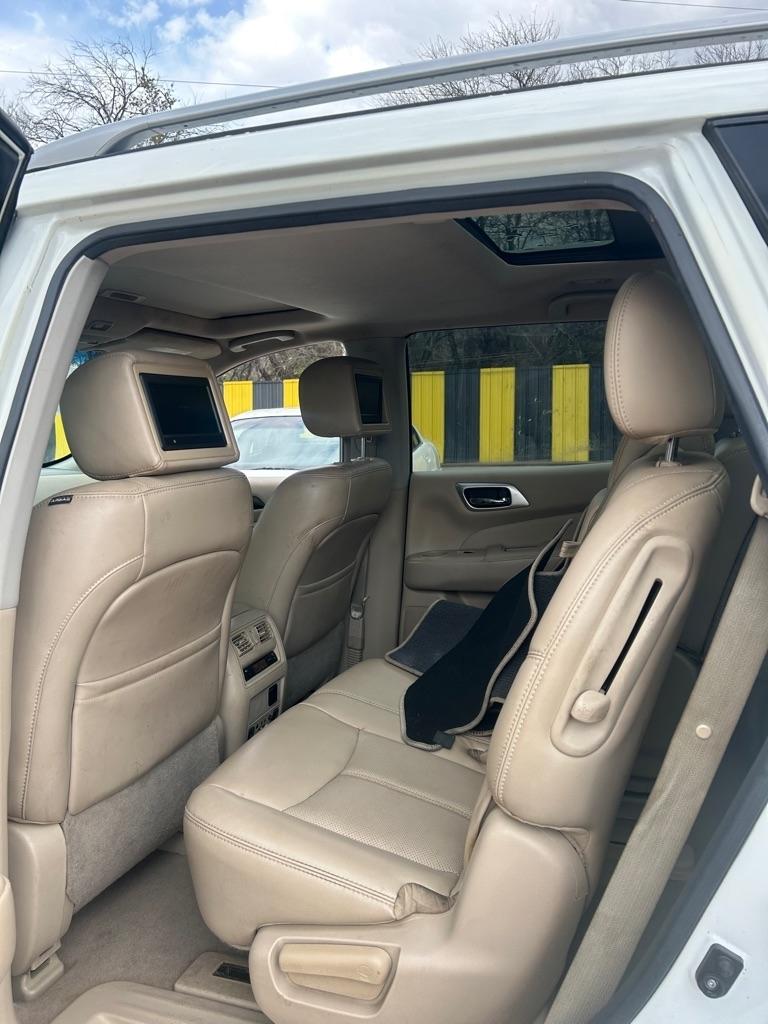 Nissan Pathfinder S 2014