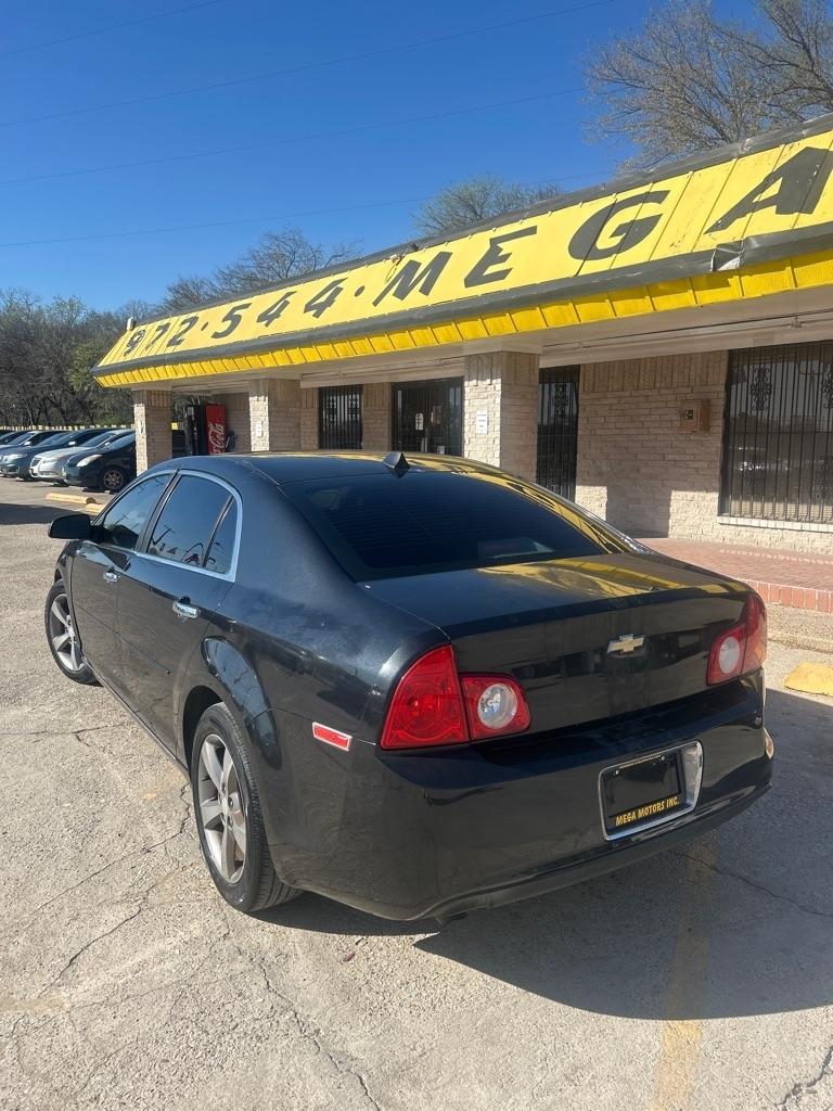 Chevrolet Malibu  2012