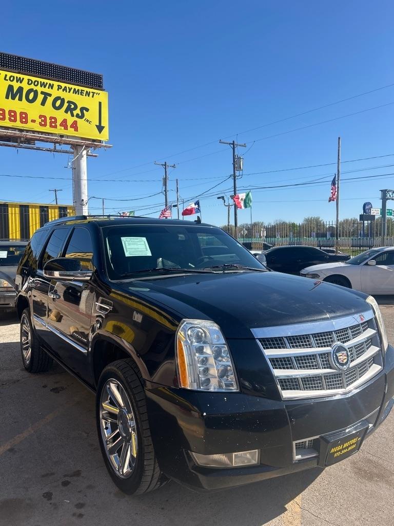 Cadillac Escalade  2012