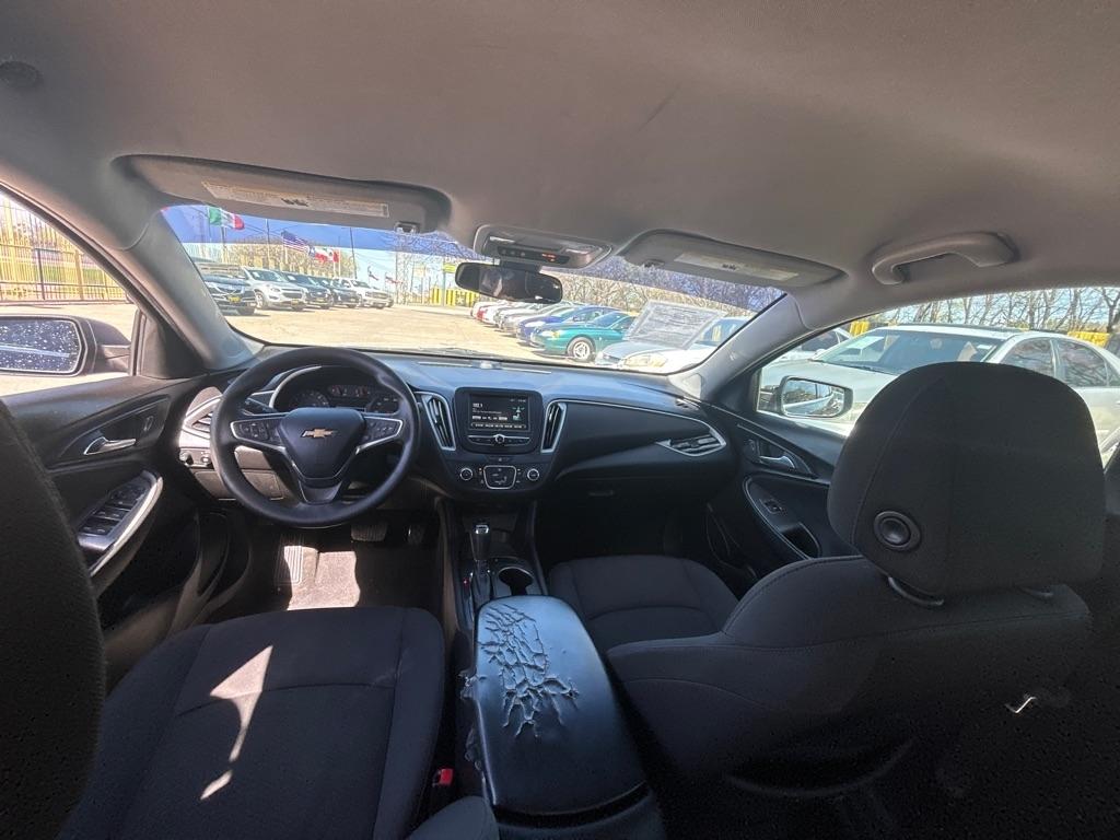 Chevrolet Malibu  2017