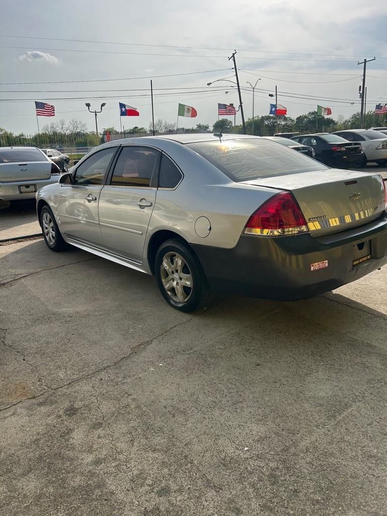 Chevrolet Impala  2011