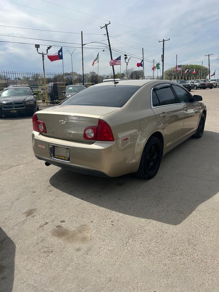 Chevrolet Malibu  2008