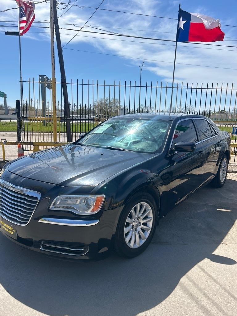 Chrysler 300  2014