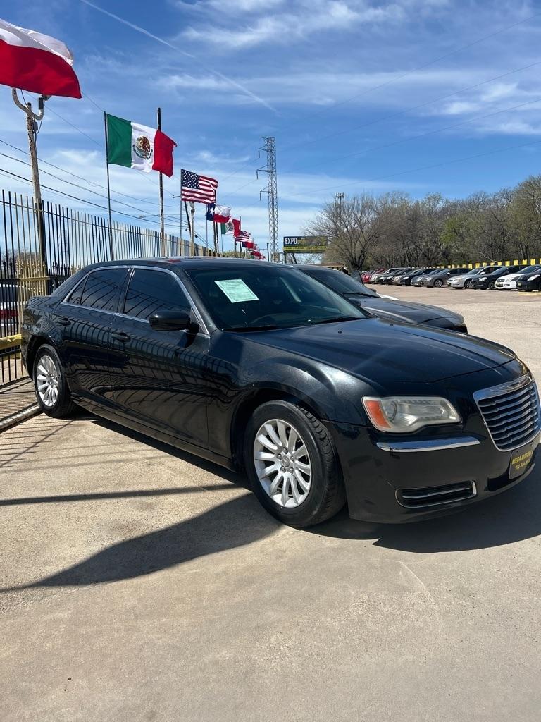 Chrysler 300  2014