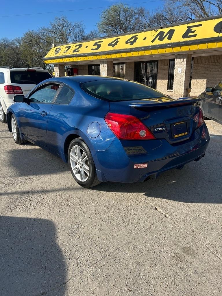 Nissan Altima  2008