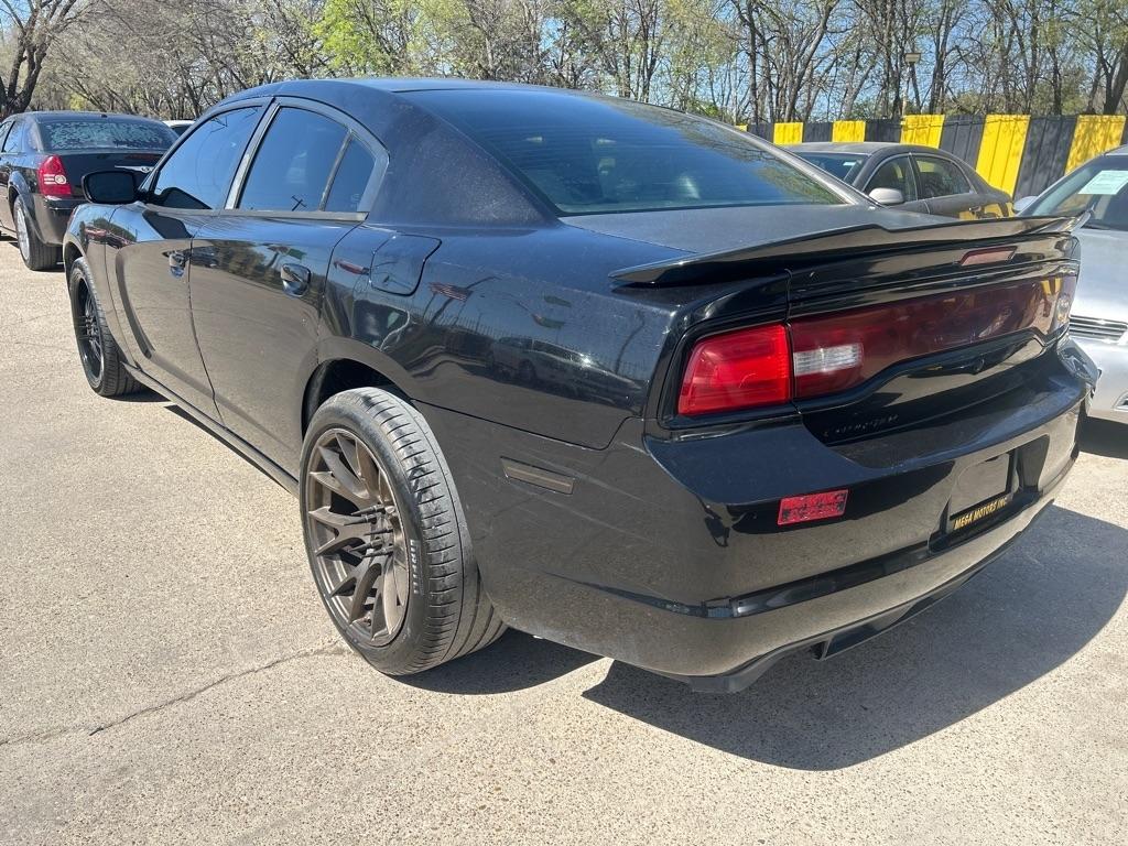 Dodge Charger  2011