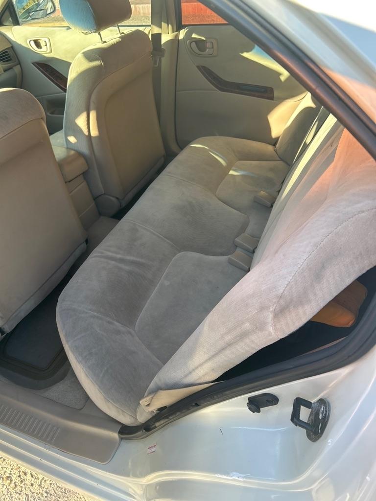 Mitsubishi Galant  2001