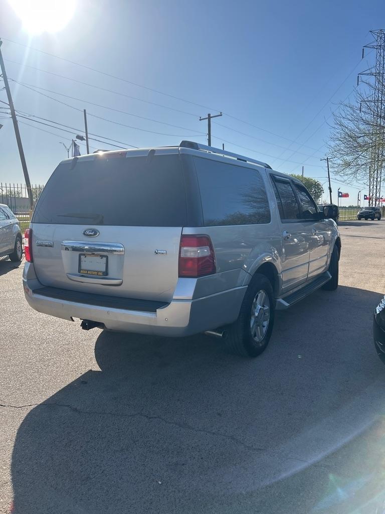 Ford Expedition  2012