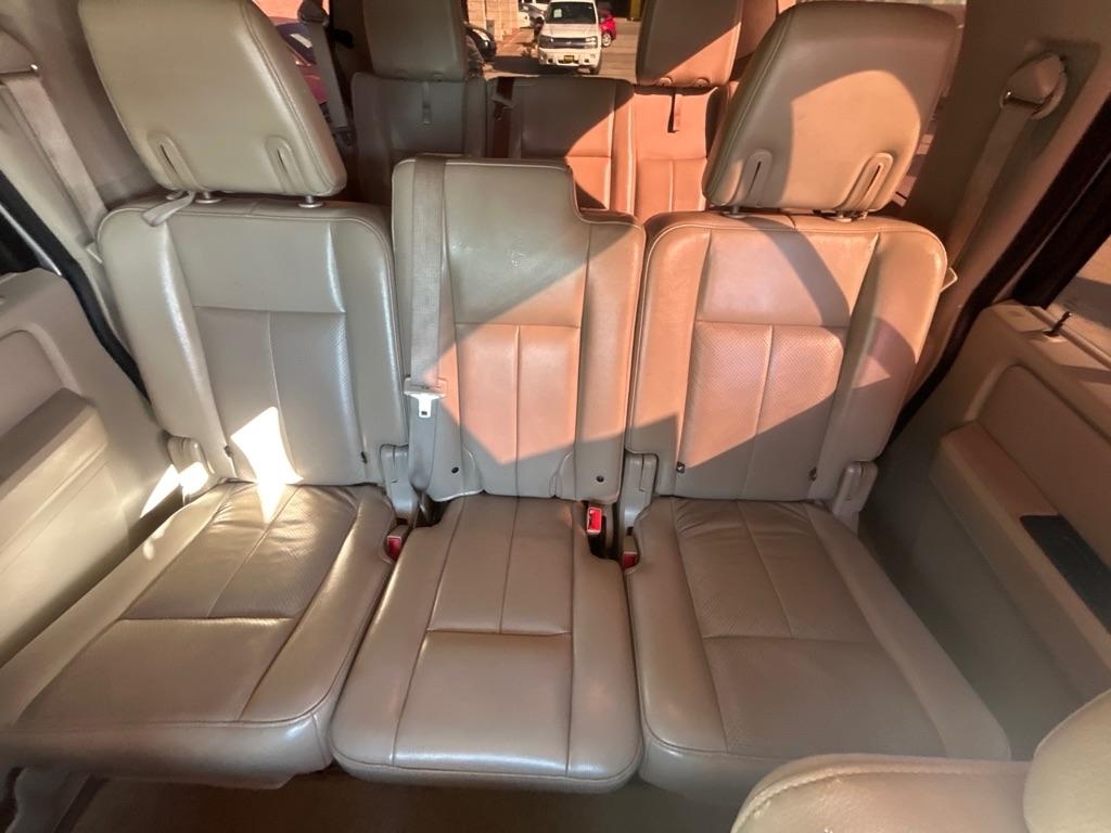 Ford Expedition  2012