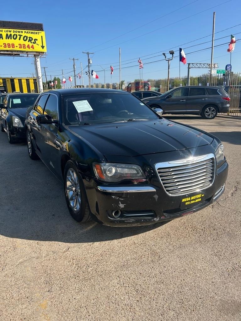 Chrysler 300  2012