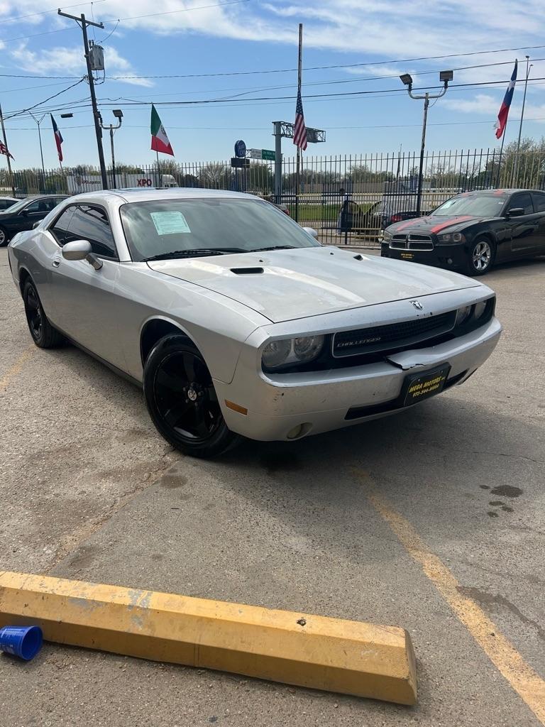 Dodge Challenger  2010