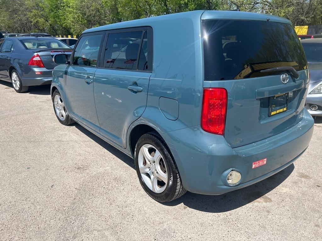 Scion xB  2008