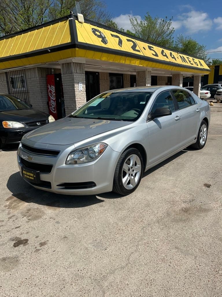 Chevrolet Malibu  2012
