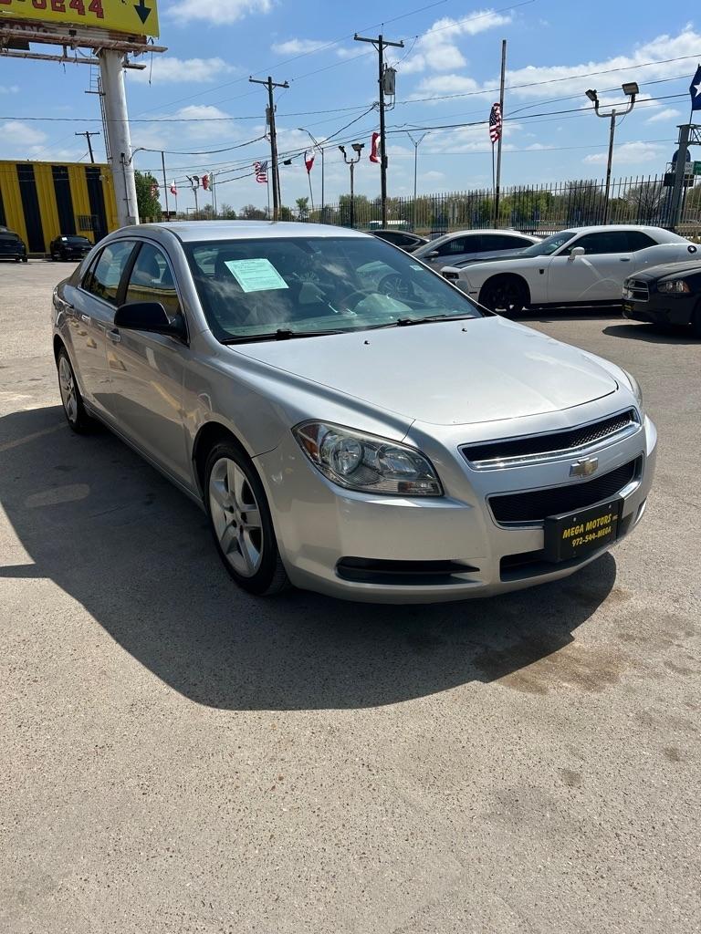 Chevrolet Malibu  2012