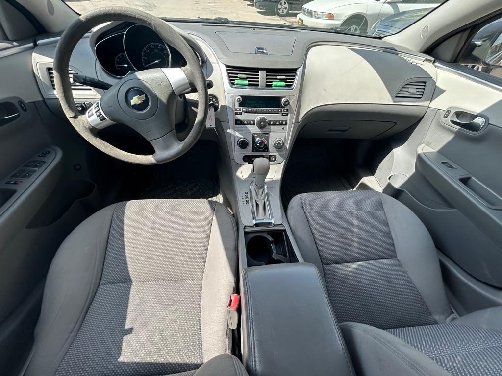 Chevrolet Malibu  2012