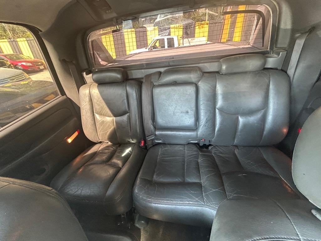 Chevrolet Avalanche  2003