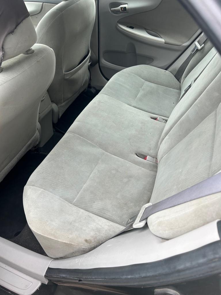 Toyota Corolla  2011