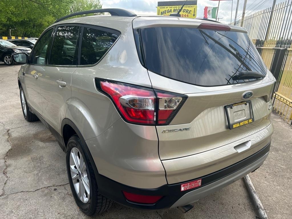 Ford Escape  2018