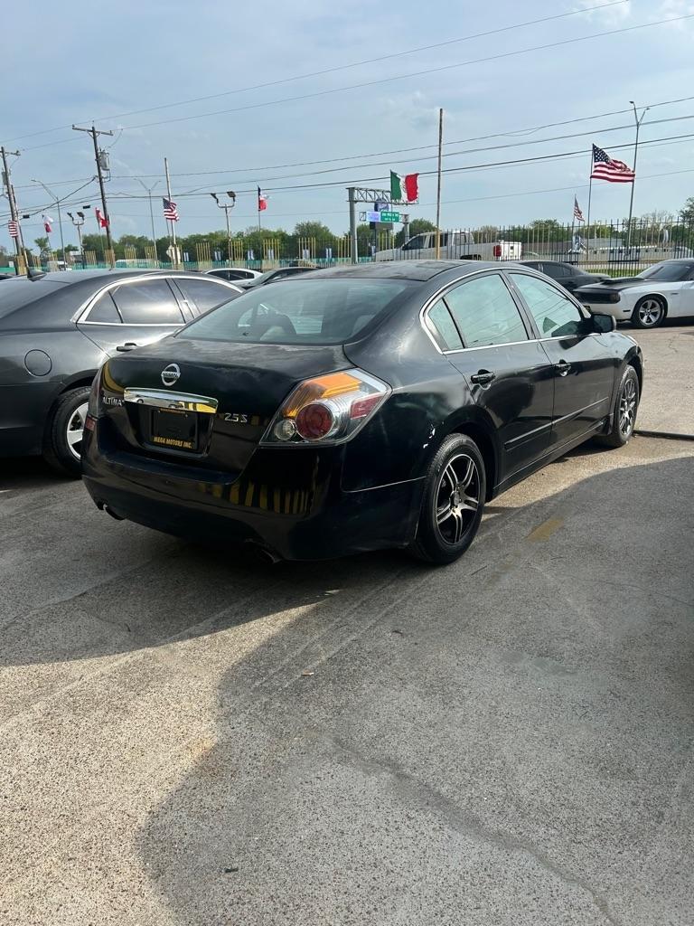 Nissan Altima  2012