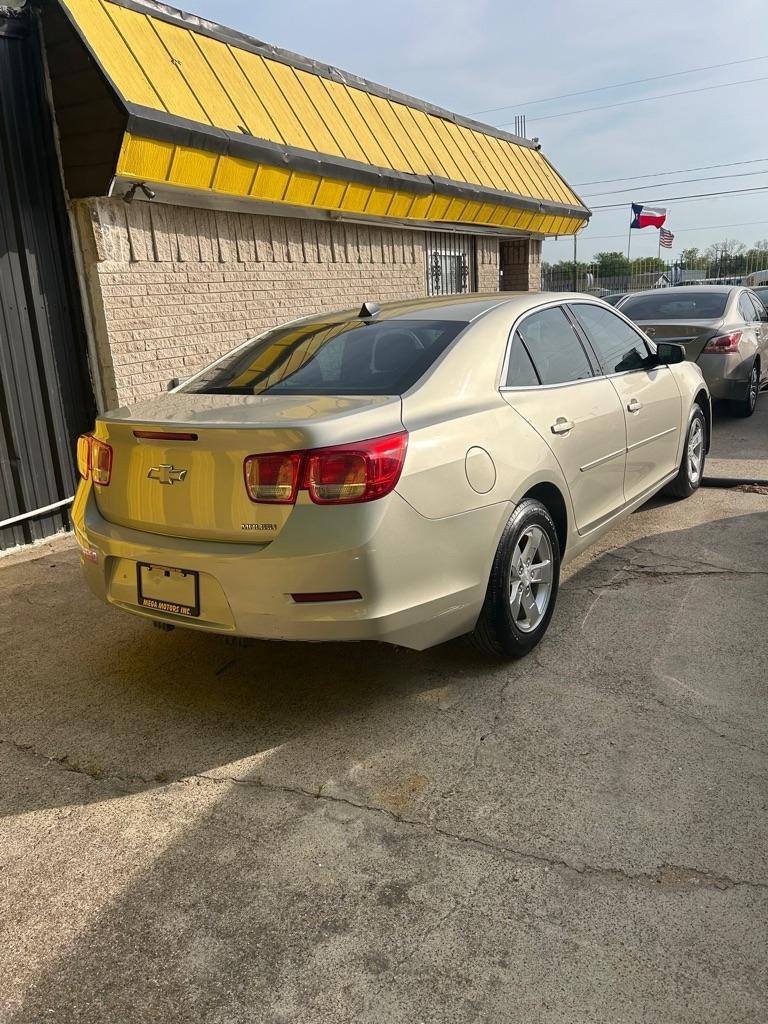 Chevrolet Malibu  2013