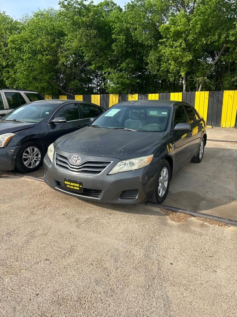 Toyota Camry  2011
