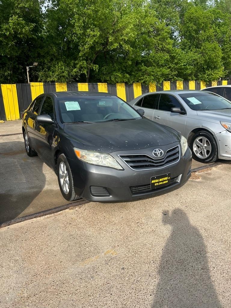 Toyota Camry  2011