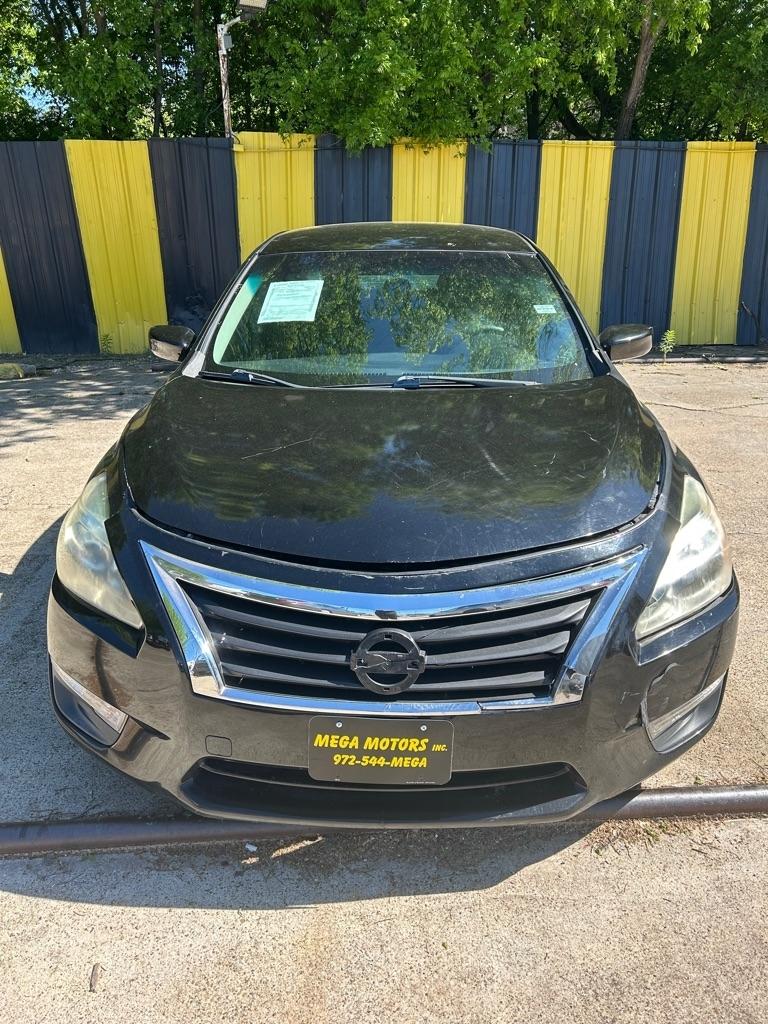 Nissan Altima  2013