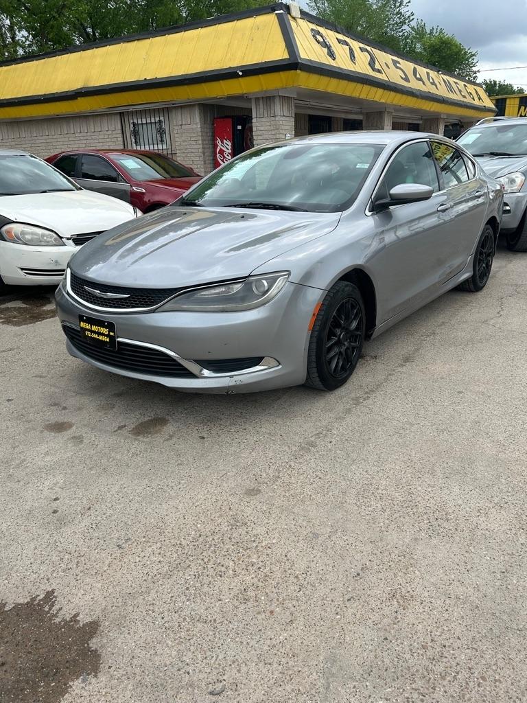 Chrysler 200  2015