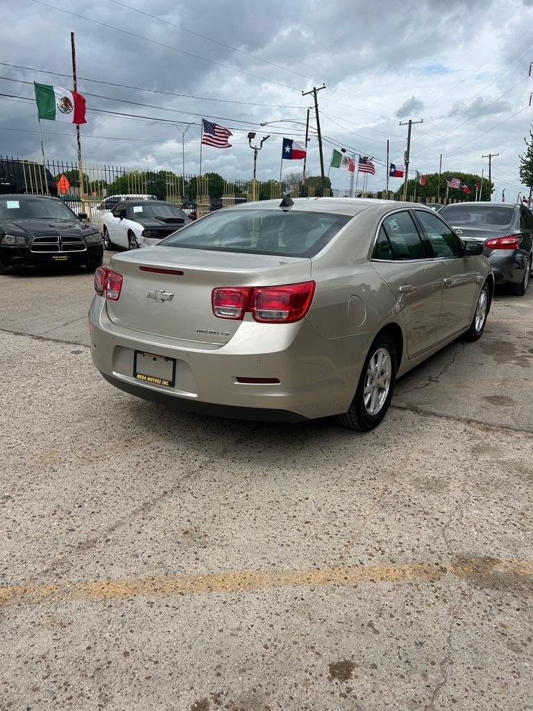 Chevrolet Malibu  2014