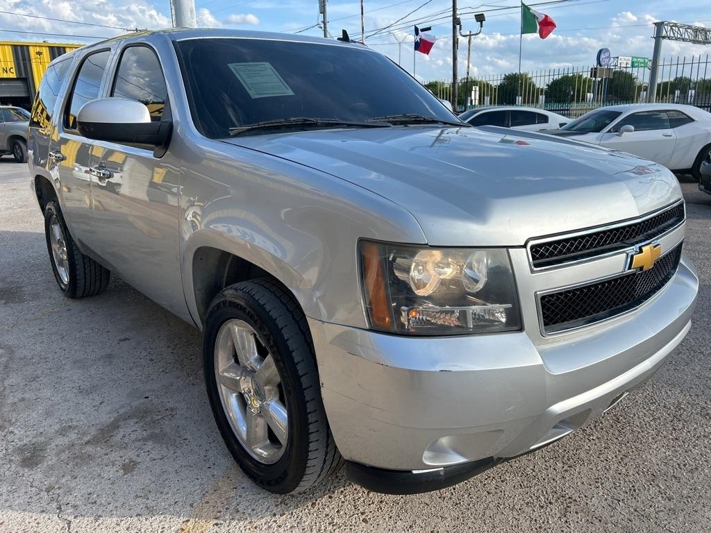 Chevrolet Tahoe  2012