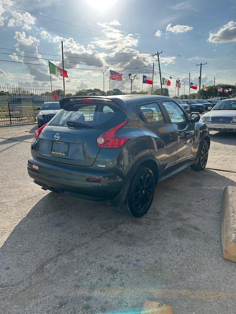Nissan Juke  2013