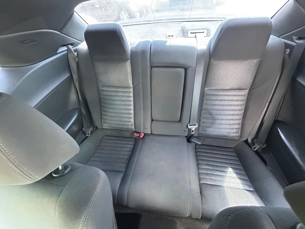 Dodge Challenger  2011