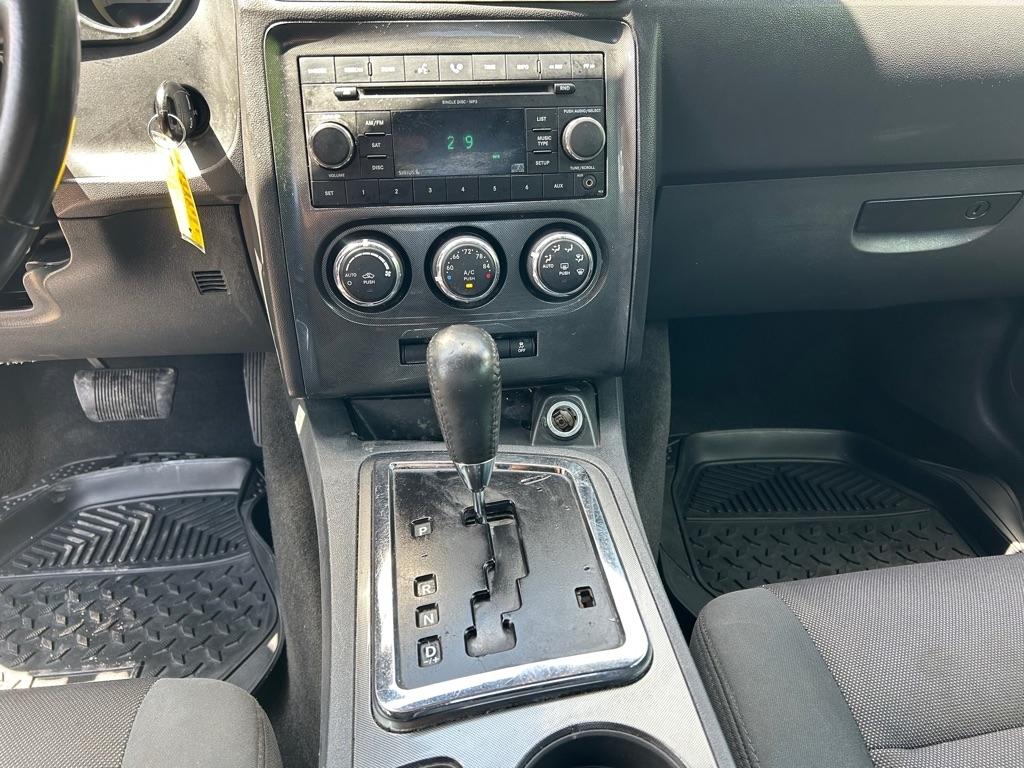 Dodge Challenger  2011