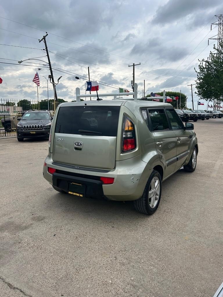 Kia Soul  2011