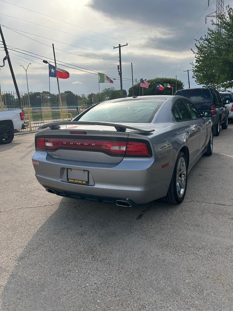 Dodge Charger  2013