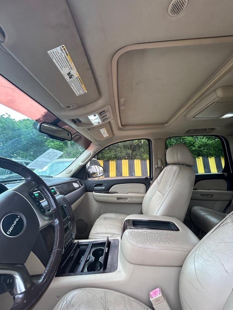 GMC Yukon Denali  2007
