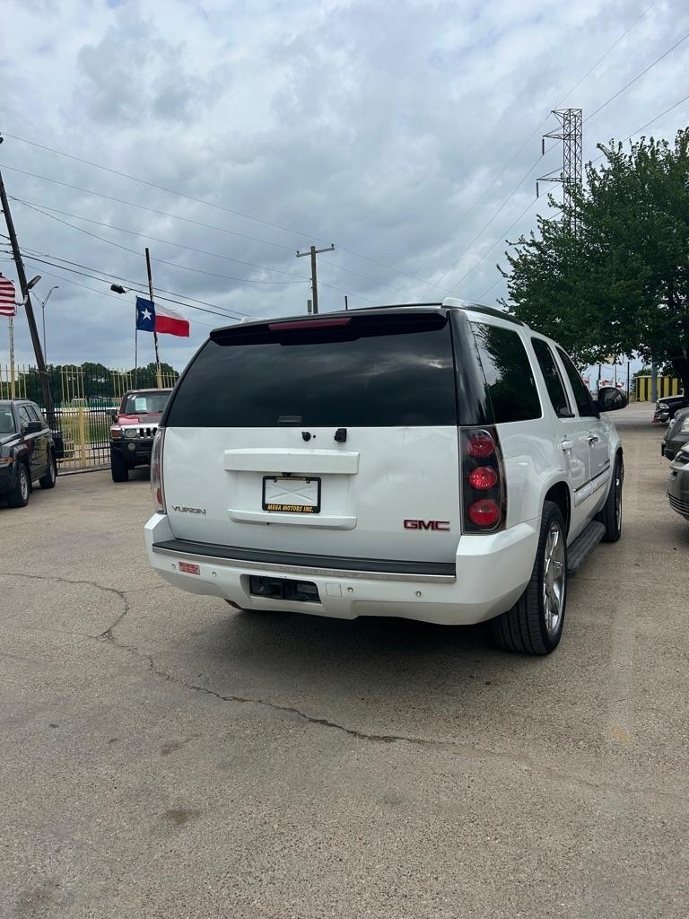 GMC Yukon Denali  2007