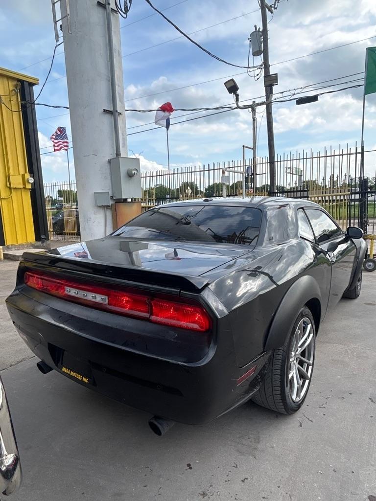 Dodge Challenger  2013